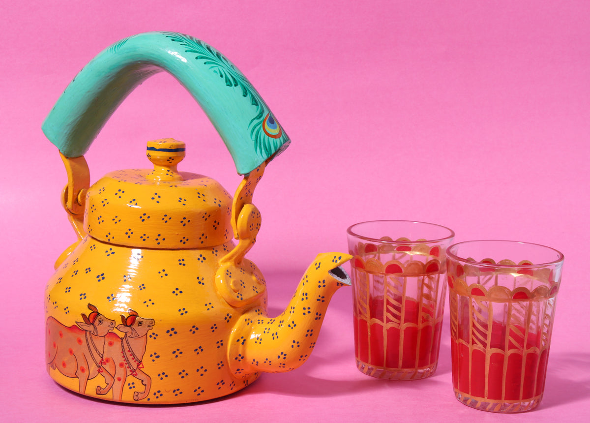 Yellow cow kettle – TEA AND INDIA